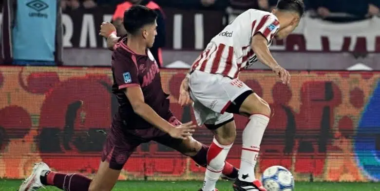 Instituto consiguió un agónico triunfo ante Lanús por el Torneo Clausura