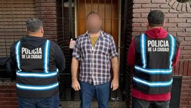 Detuvieron a un falso policía bonaerense en Villa Crespo