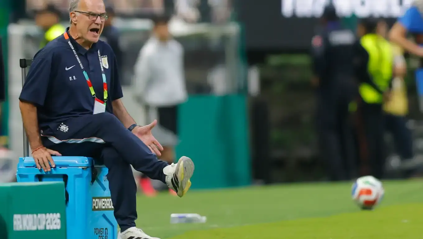 Marcelo Bielsa se despedirá del cargo de la Selección uruguaya en una conferencia de prensa