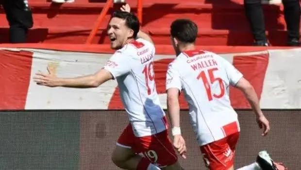 Huracán le ganó a Aldosivi y se acerca a la punta de la zona B 