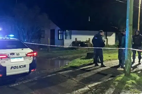 Asesinaron a una niña de 3 años en Villa La Angostura y detuvieron a su padre
