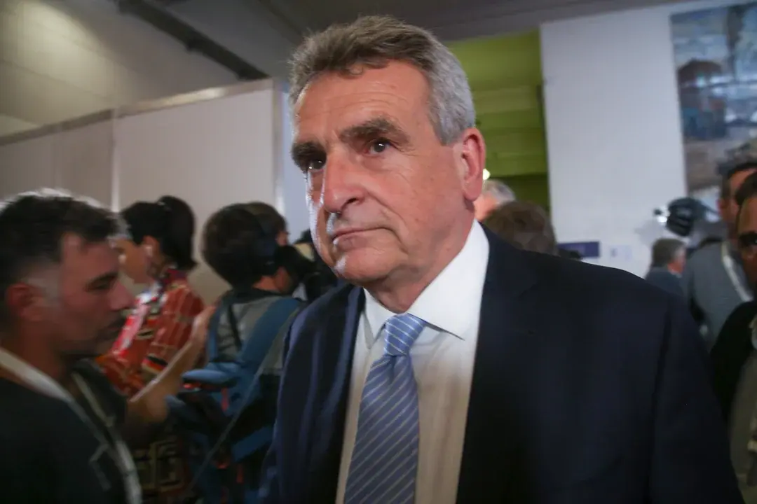 Agustín Rossi: “Argentina termina siendo cómplice de la fuga de Flavio Bolsonaro”