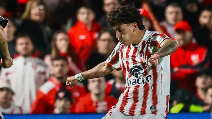 Instituto venció a Riestra y quedó a un paso de asegurarse el primer puesto en la Zona A