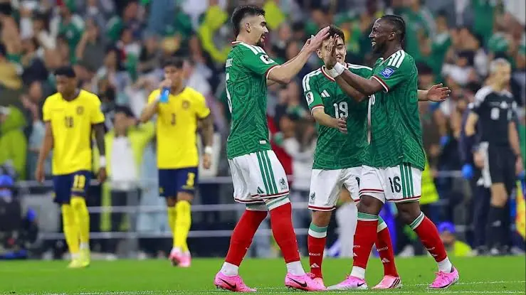 México avanzó a octavos de final