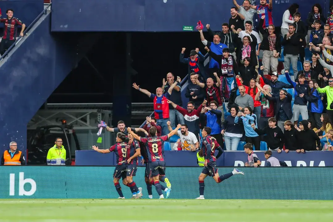 El Sevilla perdió un duelo clave ante el Levante