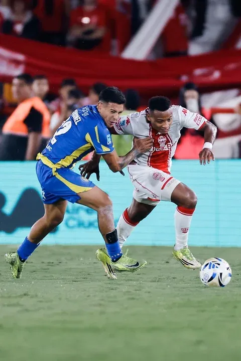 Huracán le ganó a Rosario Central por 3-1 y se ilusiona con la clasificación 