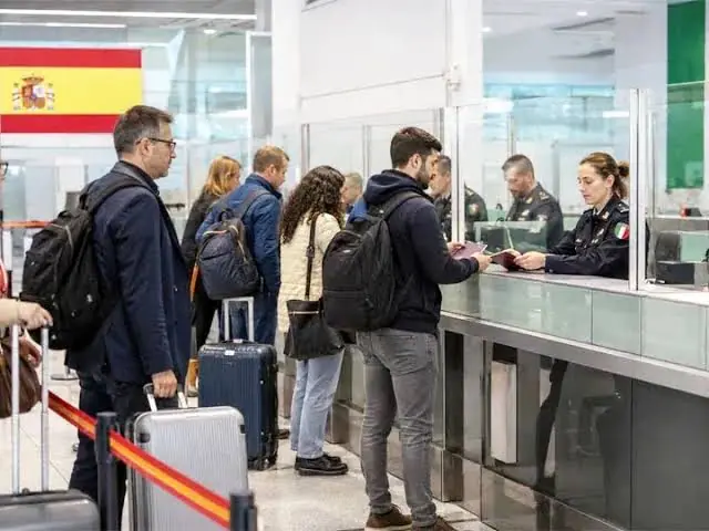 España reformará las leyes de asilo tras la crisis de Ceuta