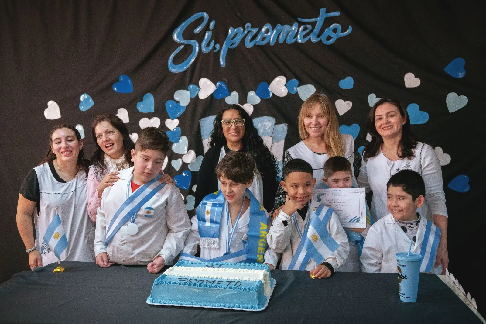 funcionarios  de Rawson acompañaron la Promesa de la Bandera de los alumnos de la 504