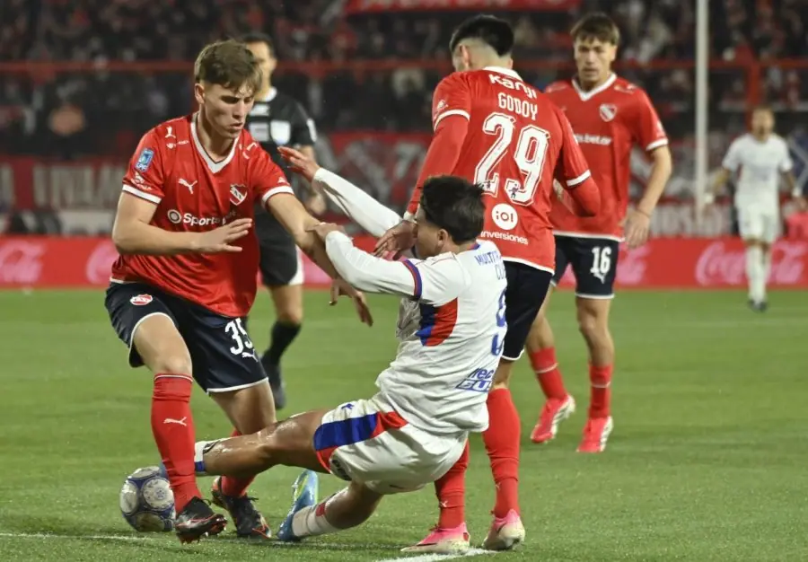 Independiente igualó con San Lorenzo 