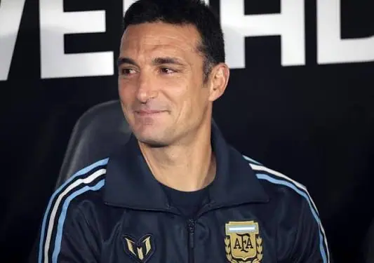Scaloni acordó su continuidad como entrenador de la Selección argentina