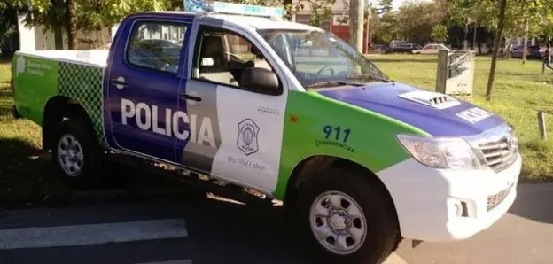 Ingeniero Budge: un policía abatió a uno de los delincuentes que intentaron robarle la moto