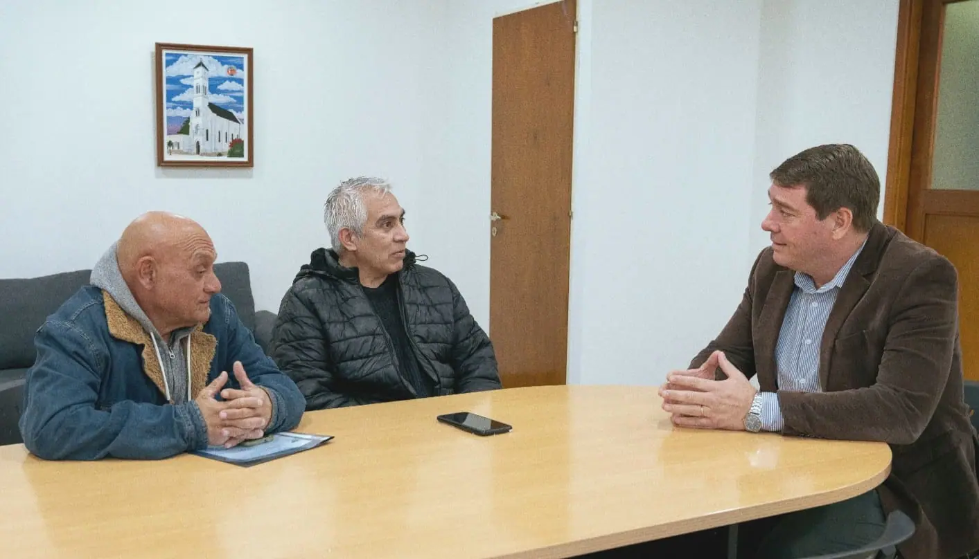 Biss se reunió con dirigentes del SOYEAP