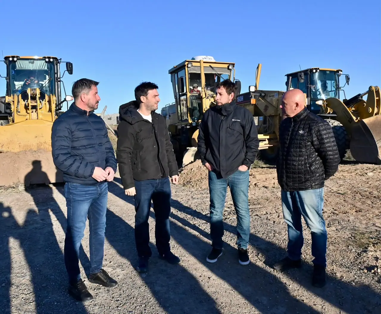 Torres y Merino recorrieron el inicio de obra de la Zona Franca